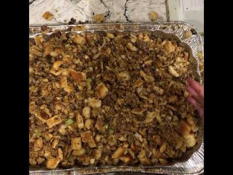 My Mom's Thanksgiving Dressing