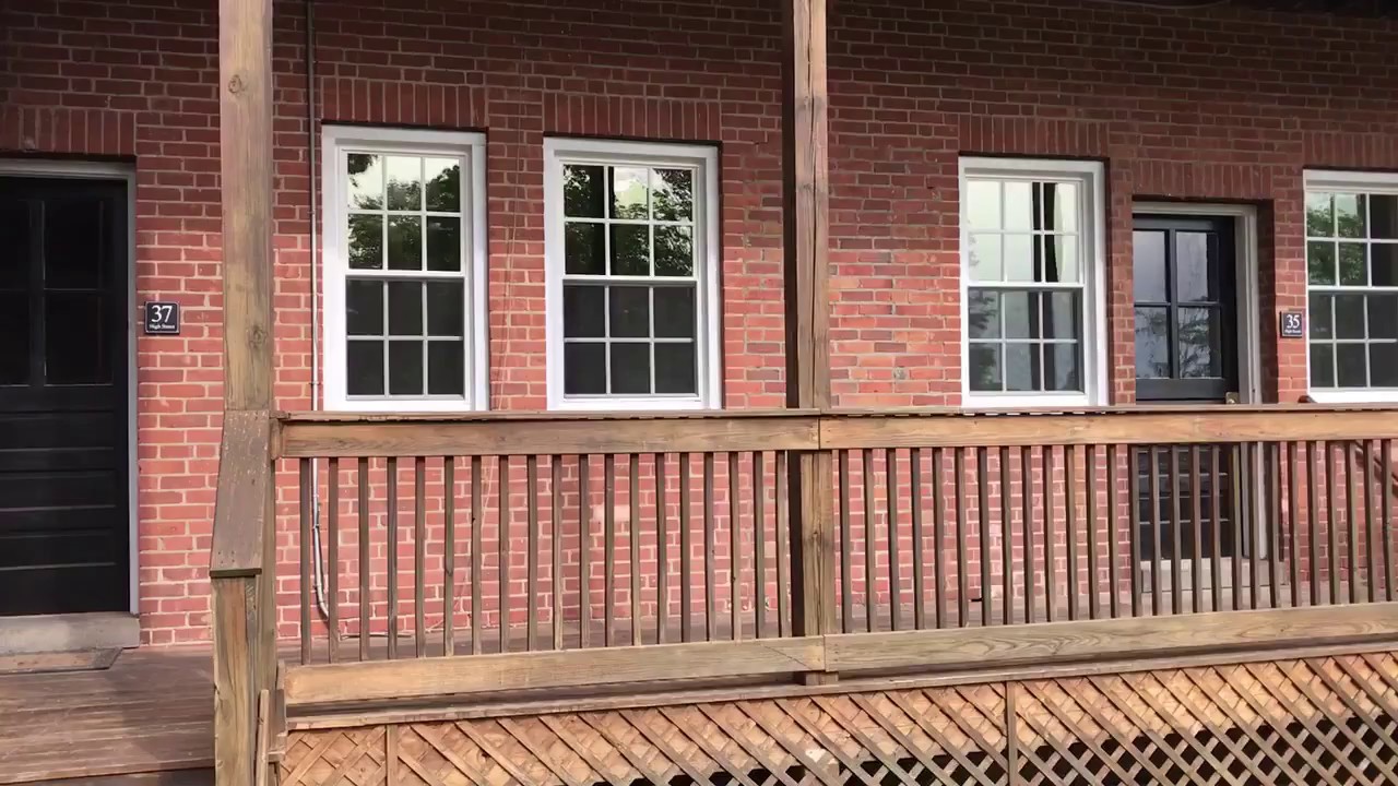 Replacement Windows for Historic Homes in Historic Districts