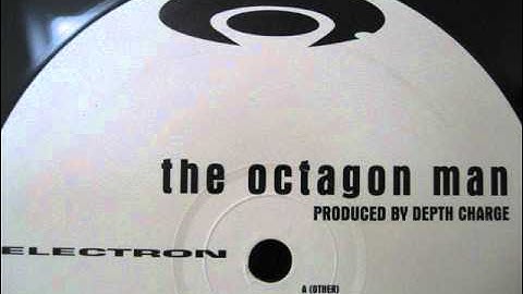 TH3 0CT460N M4N - 2223DD