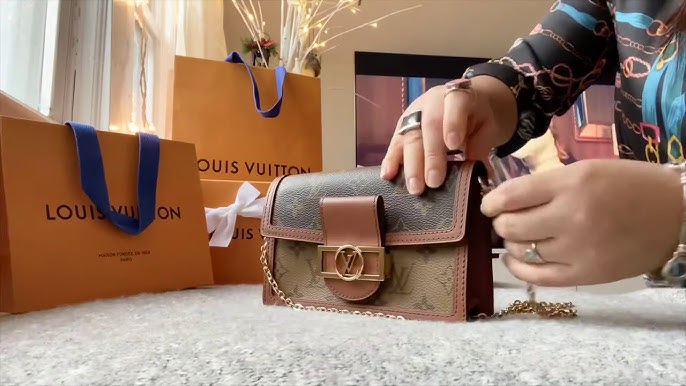 Glimpse: Louis Vuitton Dauphine Chain Wallet 