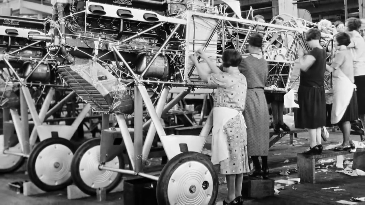 scientific calculator Boeing Helps Test Software that Makes Carrier Landings Easier and Safer