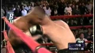 Roy Jones Jr. gets knocked down by Lou del Valle