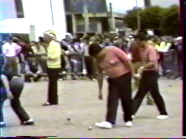 Miniature : Championnats de France petanque tete a tete et doublettes 1992 Nevers 2