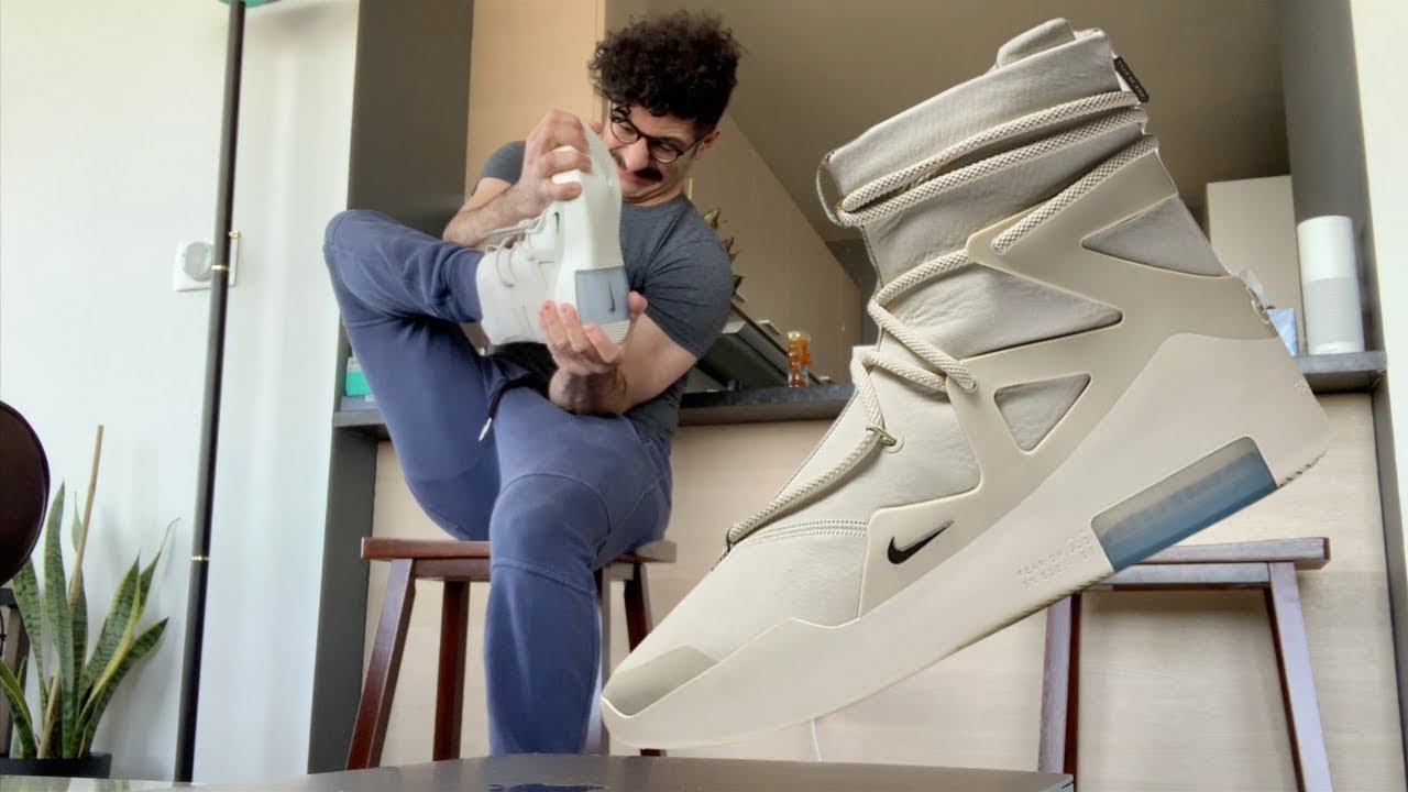 Mantenimiento Fangoso Hacer I Can't Take Off Nike Air Fear of God Light Bone - YouTube