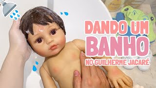 Bebê Reborn Guilherme Jacaré - Como dar banho?🚿