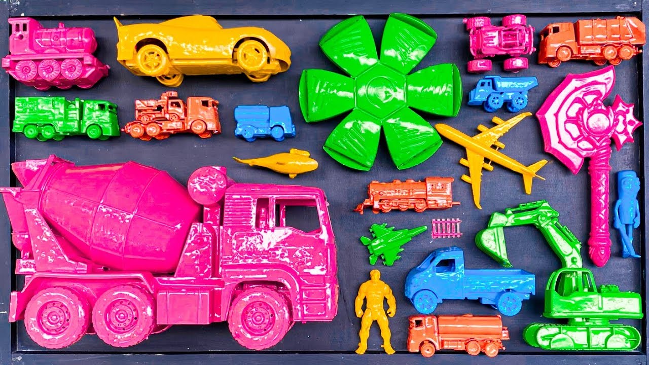 Membersihkan mobil mobilan, truk molen, kereta thomas, pesawat terbang, mobil balap, anomali