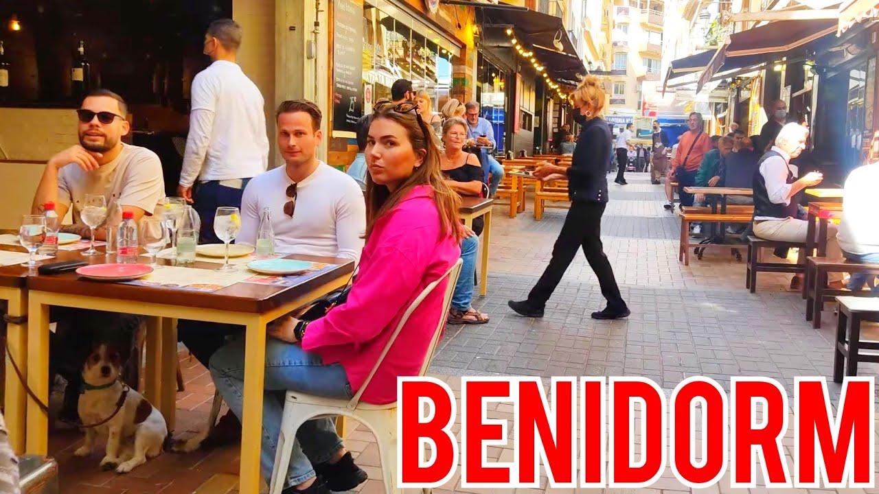 BENIDORM 🇪🇸OLD TOWN RESTAURANT MARCH 2022 Costa Blanca SPAIN Walking Tour 4K
