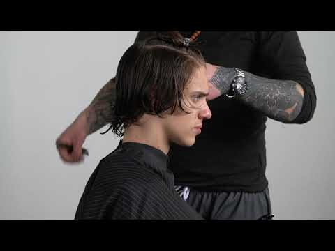 Video: 3 būdai, kaip suformuoti vidutinio ilgio plaukus vyrams