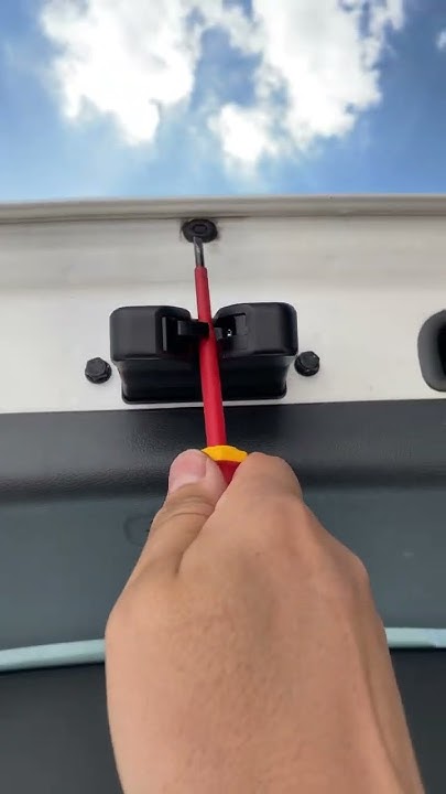 turn-off-trunk-light-when-you-working-on-your-ioniq-28-shorts-youtube