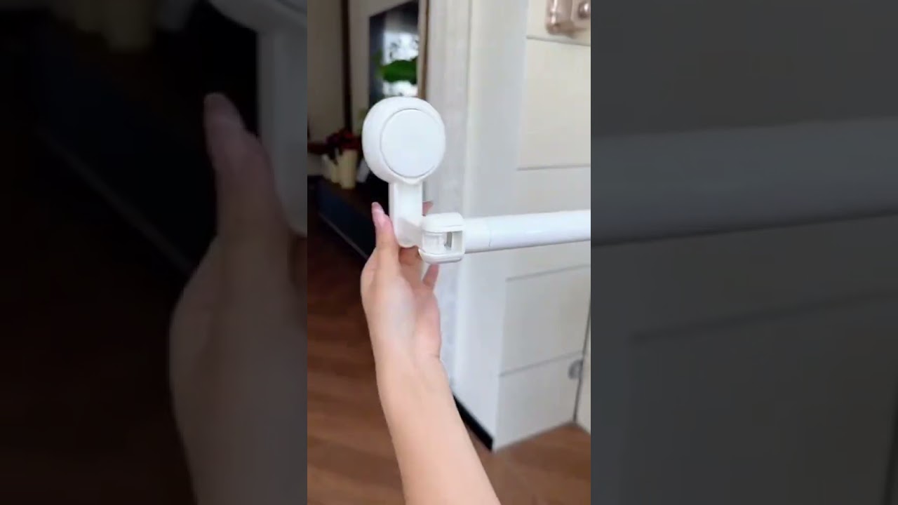 Space-Saving Clothes Drying Rack: Adjustable Wall-Mounted Extendable Rod