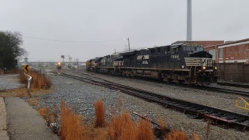 NS ES40DC #7594 Leads 373 & NS D9-44CW #9622 Leads 378