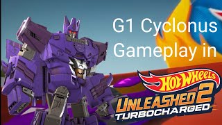 HOT WHEELS UNLEASHED™ 2 - Turbocharged G1 Cyclonus Gameplay in Backyard tour screenshot 4