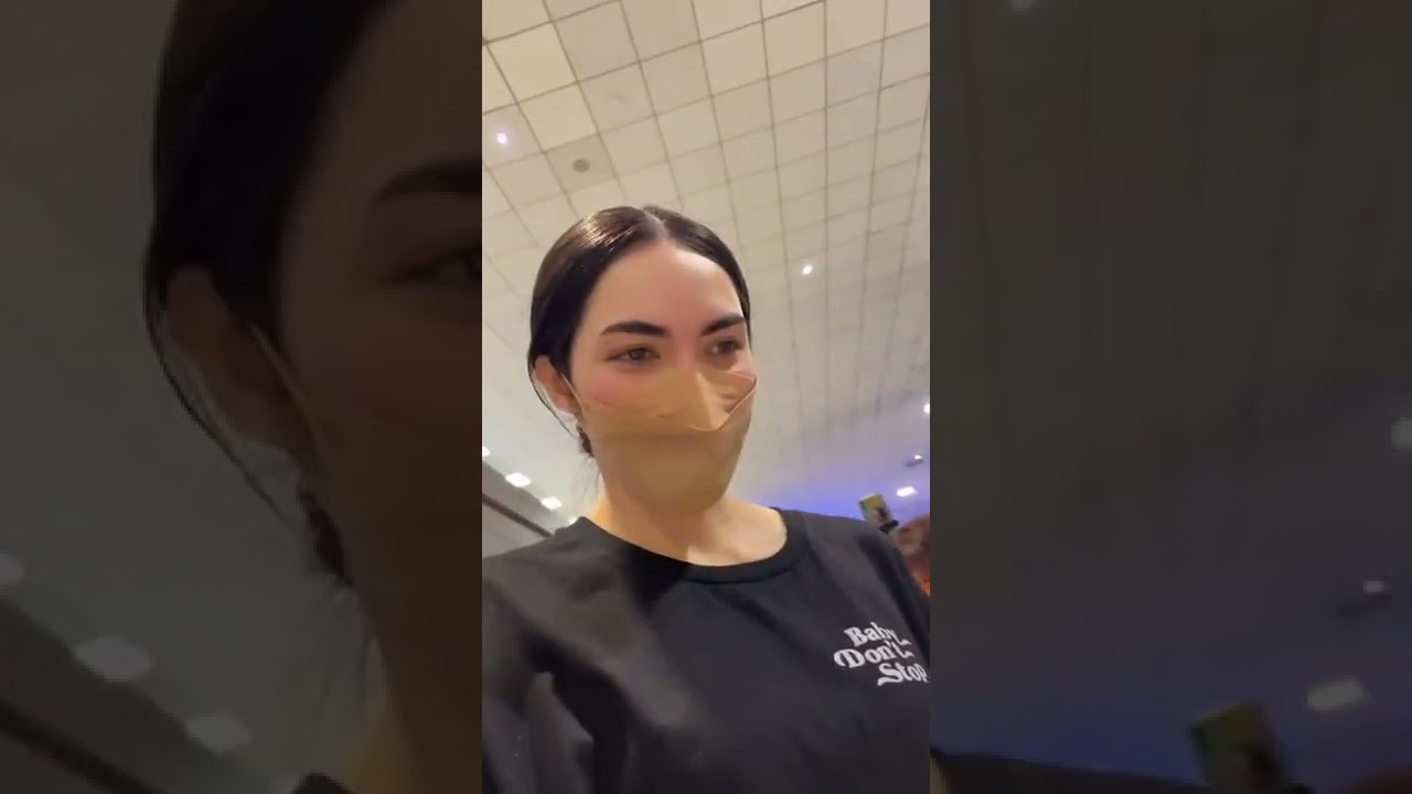 คุณชา @ สนามบินดอนเมือง 26.09.2022 จาก IG Live : itscharlotty.officialfan