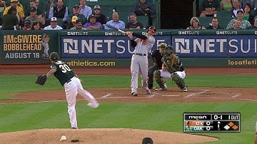 BAL@OAK: Davis crushes a towering three-run homer