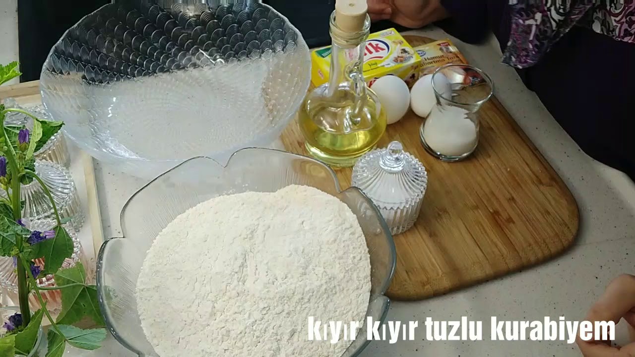 Kıyır kıyır tuzlu kurabiye tarifi paylaşmak istiyorum mutlaka DENEYİN