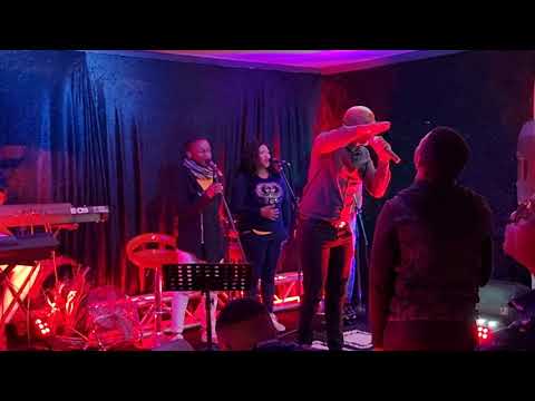 Asemahle Mxhwali -