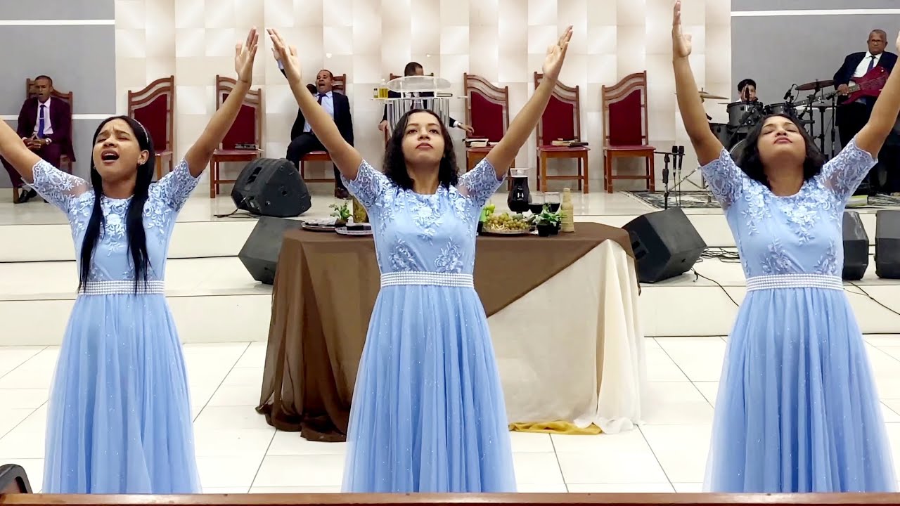 COREOGRAFIA SOU DEUS- Eliã Oliveira