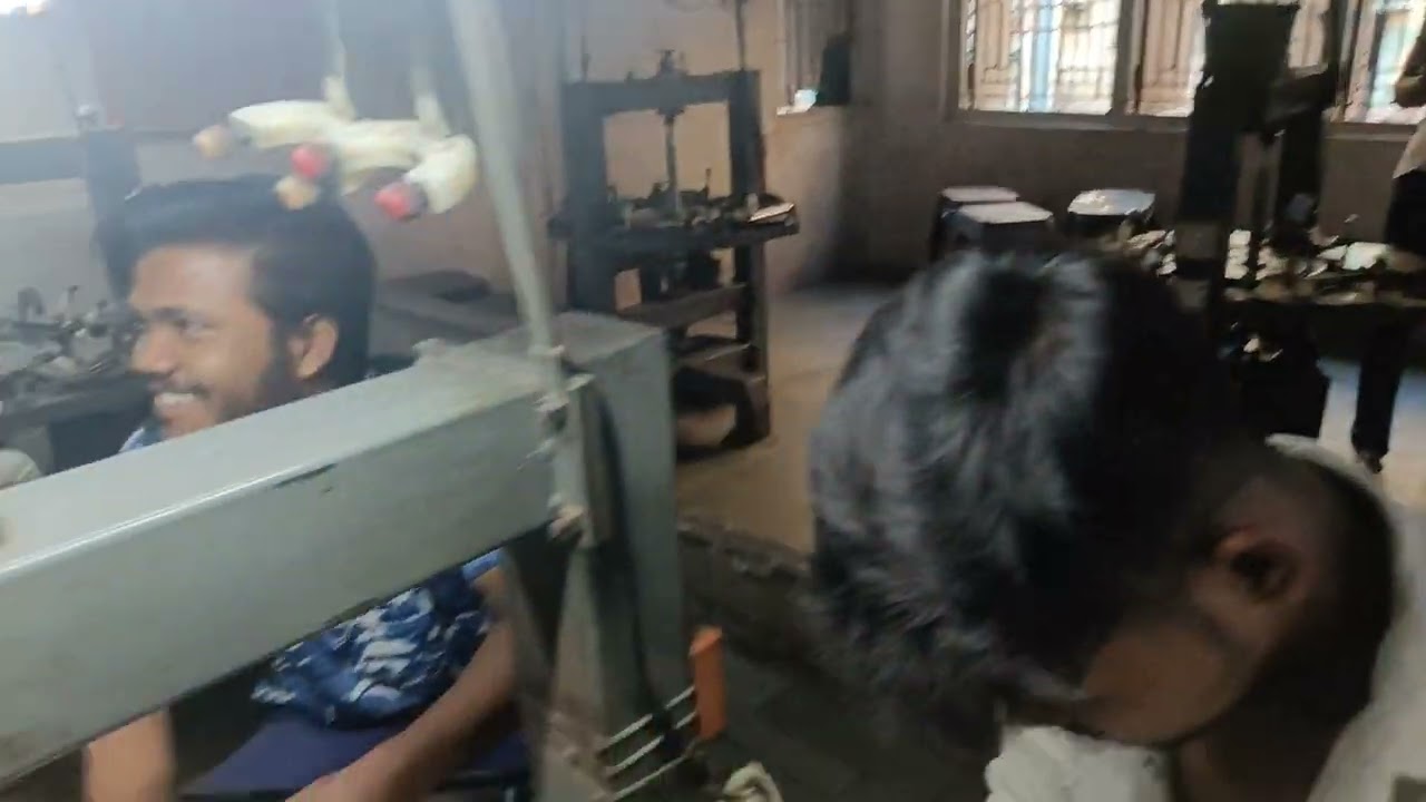 Video #हीरे काकारखाना#कपोदरा चार रस्ता समुद्र#47 नंबर संपर्क करें