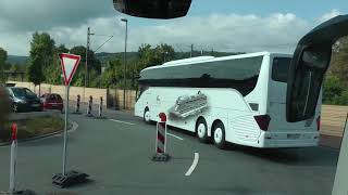 amazing 4 wheel steering in action of a Viking Mercedes Setra tour bus