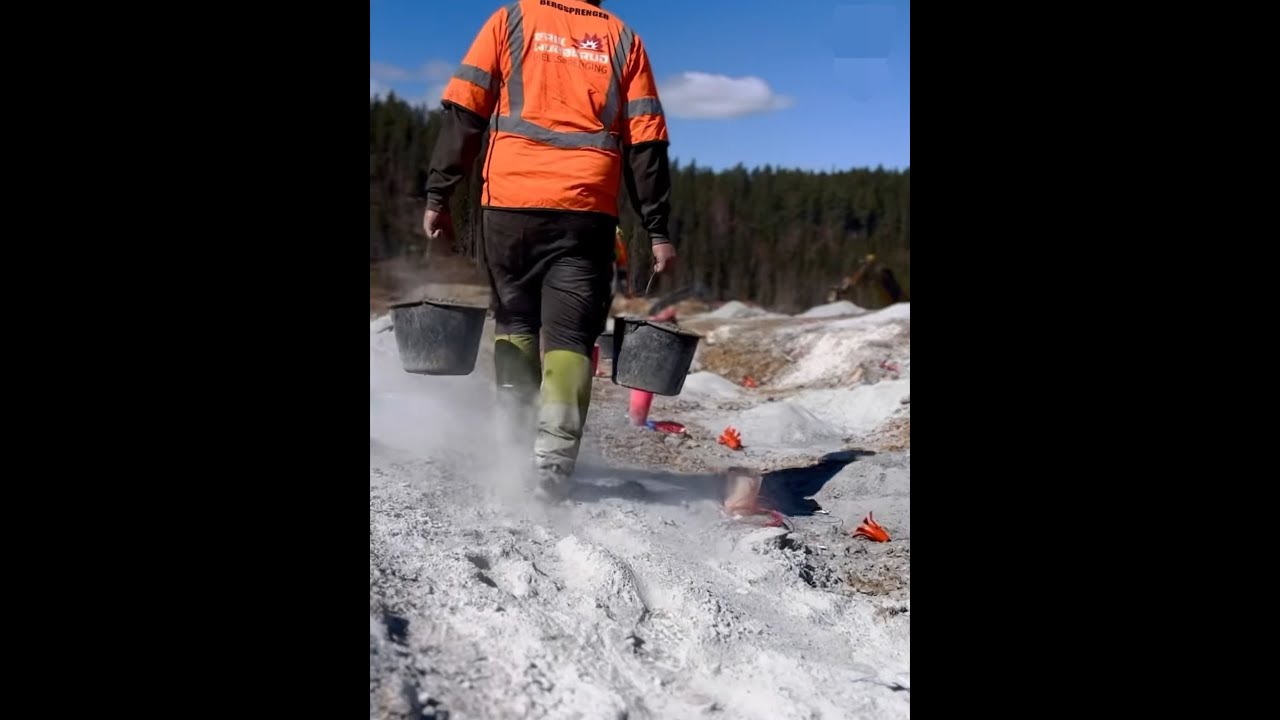 Arbeid med sprenging på Landsskytterstevnet Kongsberg 2025 arena