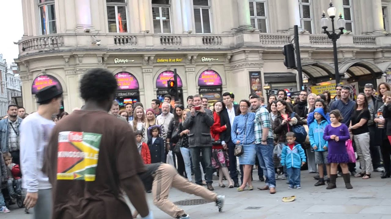 Gangnam Style - King Corville - London 2013