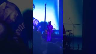 bitches broken hearts- billie eilish live FRONT ROW (PIT) 12\/16\/22