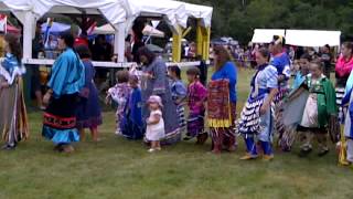 Brady Googoo Grand Entry Millbrook Powwow 2012.3GP