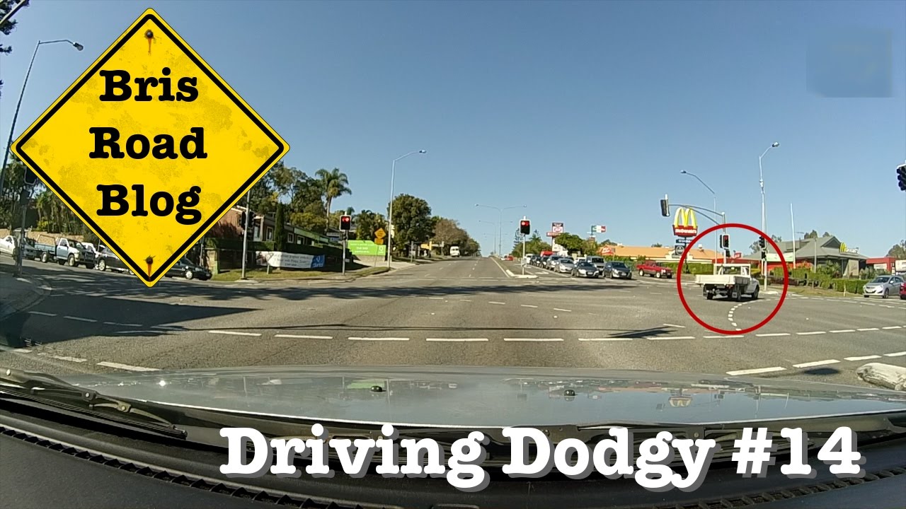 Dash Cam Brisbane - Driving Dodgy #14 - Colour Blind!