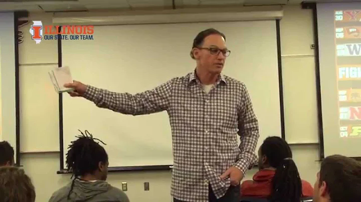 Chicago Bears Head Coach Marc Trestman speaks to t...