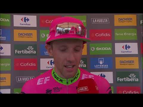 Video: Vuelta a Espana 2018 Theem 17: Michael Woods yeej qhov kev ua yeeb yam, Yates tseem muaj zog liab