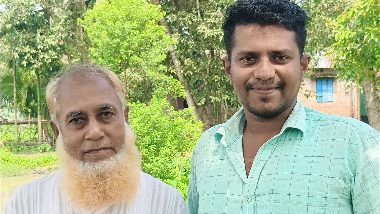বাবার হাতে লাগানো লাউ,সিম,মিষ্টি কুমড়া ইত্যাদি 