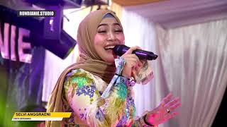 Selvy Anggraini - Cinta Berawan ( Live Cover )