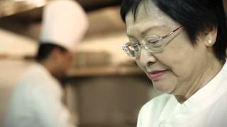 Cooking for The President at The Fullerton Hotel Singapore.wmv