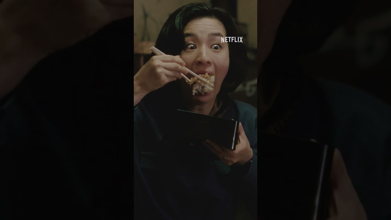 次女 巻子（尾野 真千子） ｜ 阿修羅のごとく