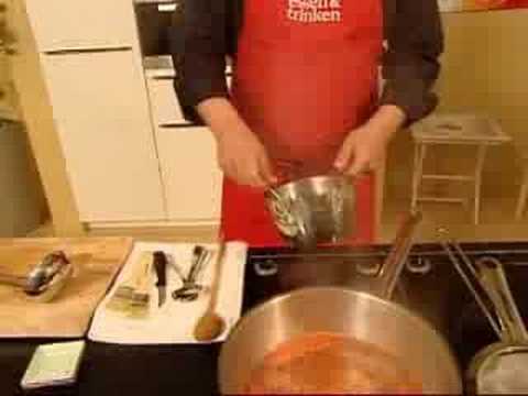 Video: Scharfe Tomaten-Bohnen-Suppe Mit Pfeffer