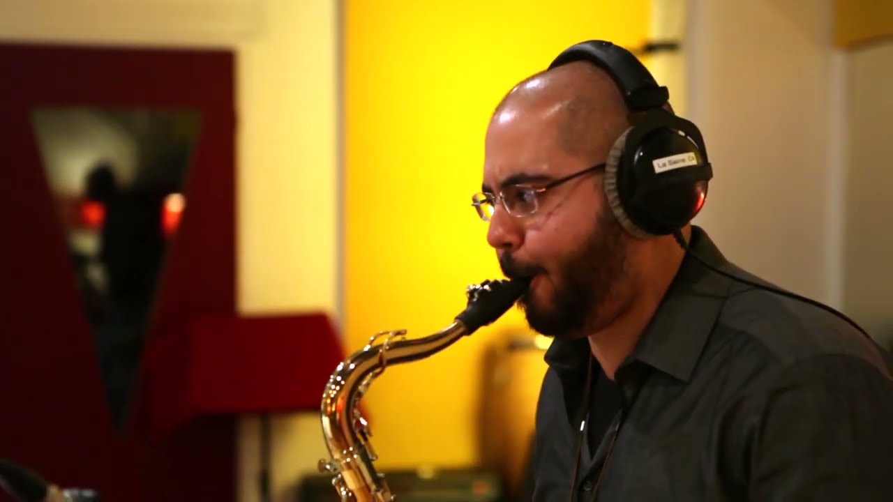 Guarda Carlo Muscat - Abell su YouTube Guarda Carlo Muscat - Abell su YouTube