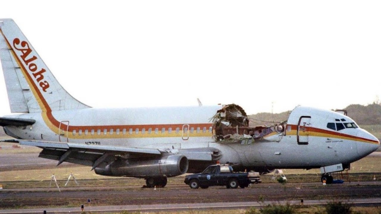 Aloha Airlines Flight 243 ATC Recording (With Subtitles (CC)) | 28 April 1988 Maui, Hawaii