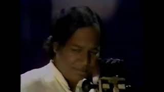 Ram Narayan plays Bandish in Raag Piloo (Sarangi)