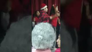 Colegio mersed final los bailando amigos navidad (2025 Dic 19) parte 4