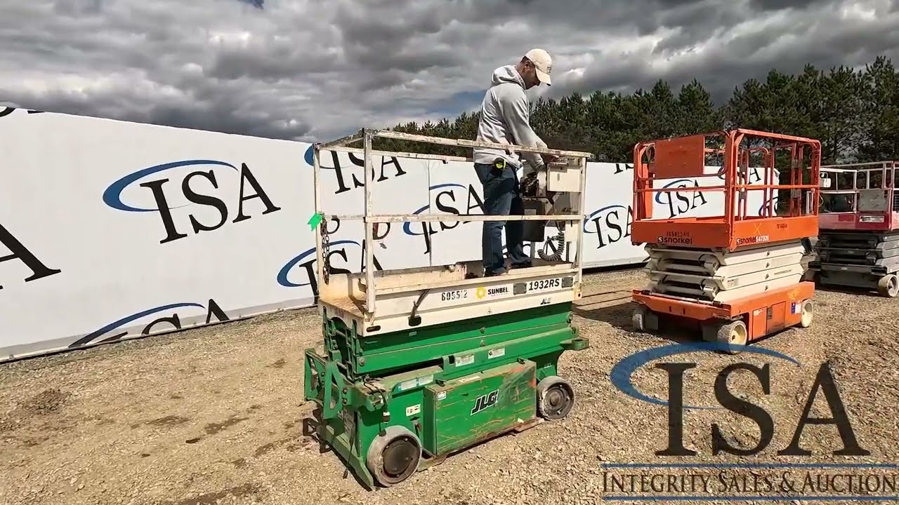 33421 - JLG 1932RS Scissor Lift Will Be Sold At Auction!