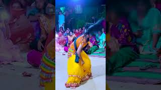 গ্রামে মেয়ের উরাধুরা নাচ  |  Juthi Dance | Bangla Dance #juthidance #juthiofficial Bangla new Dance