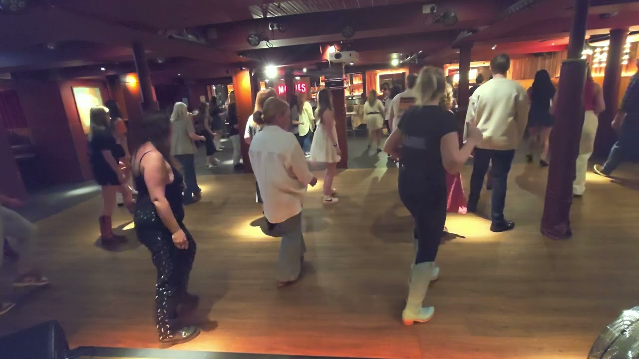 House of Bamboo (line dance demo)