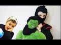 Celina and Hasouna VS HULK - سيلينا وحسونة ضد هالك