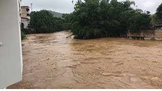 A chuva não para e já está causando estragos