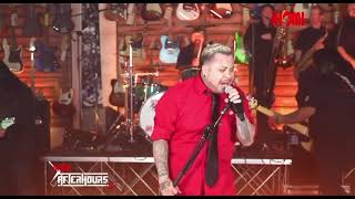Chencha Berrinches performing live The Devils Dance Floor from their album EVILUTION