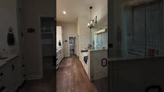 Beautiful Salado TX Home - Listing Courtesy of Vernon MacHardy w/ Coldwell Banker Realty