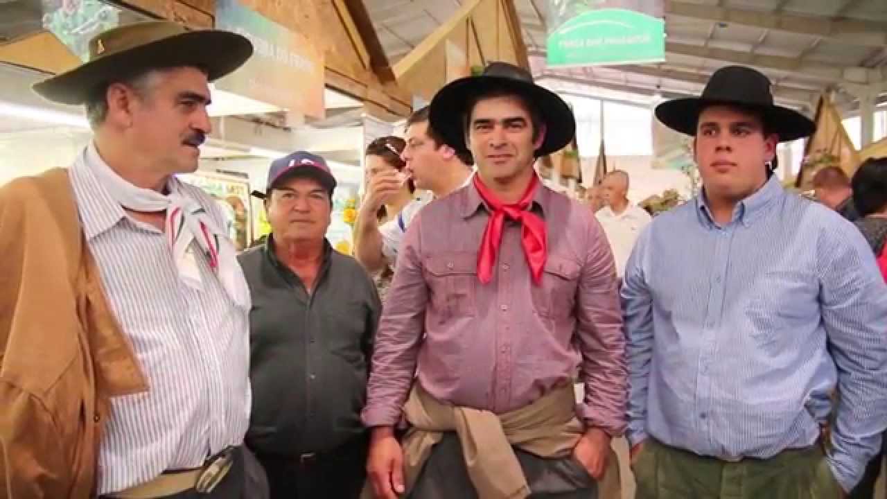 Estilo Gaúcho Vestido a Pilcha Gaúcha YouTube Onde Comprar Adesivo De Geladeira Em Recife ~ Estilo Gaúcho Vestido a Pilcha Gaúcha YouTube