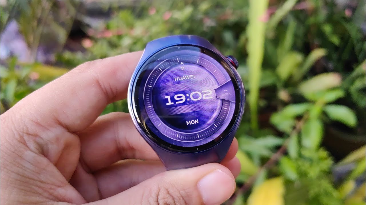 Just a quick glance and scroll: HUAWEI Watch 5 46mm - YouTube