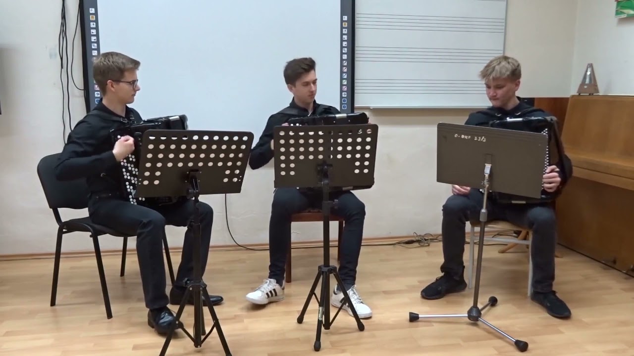 ARM trio                             Marcin Galažyn: Happy band,