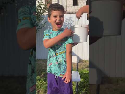 #shorts Yarik DURED Yegor with Water !!! Ярик ОБЛИЛ Егора Водой !!! #shorts - ЕГОРКА STAR